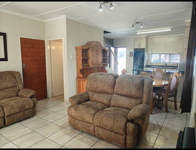 3 BEDROOM HOUSE FOR SALE IN RIVERSPRAY LIFESTYLE ESTATE